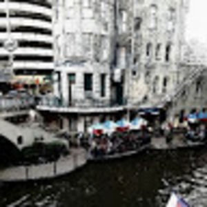 Meet your Posher, Roxana